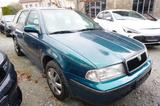 Skoda Octavia Combi 1.8 20V SLX KLIMA/ SD/ AHK/ SITZHZ - Skoda Octavia: Slx
