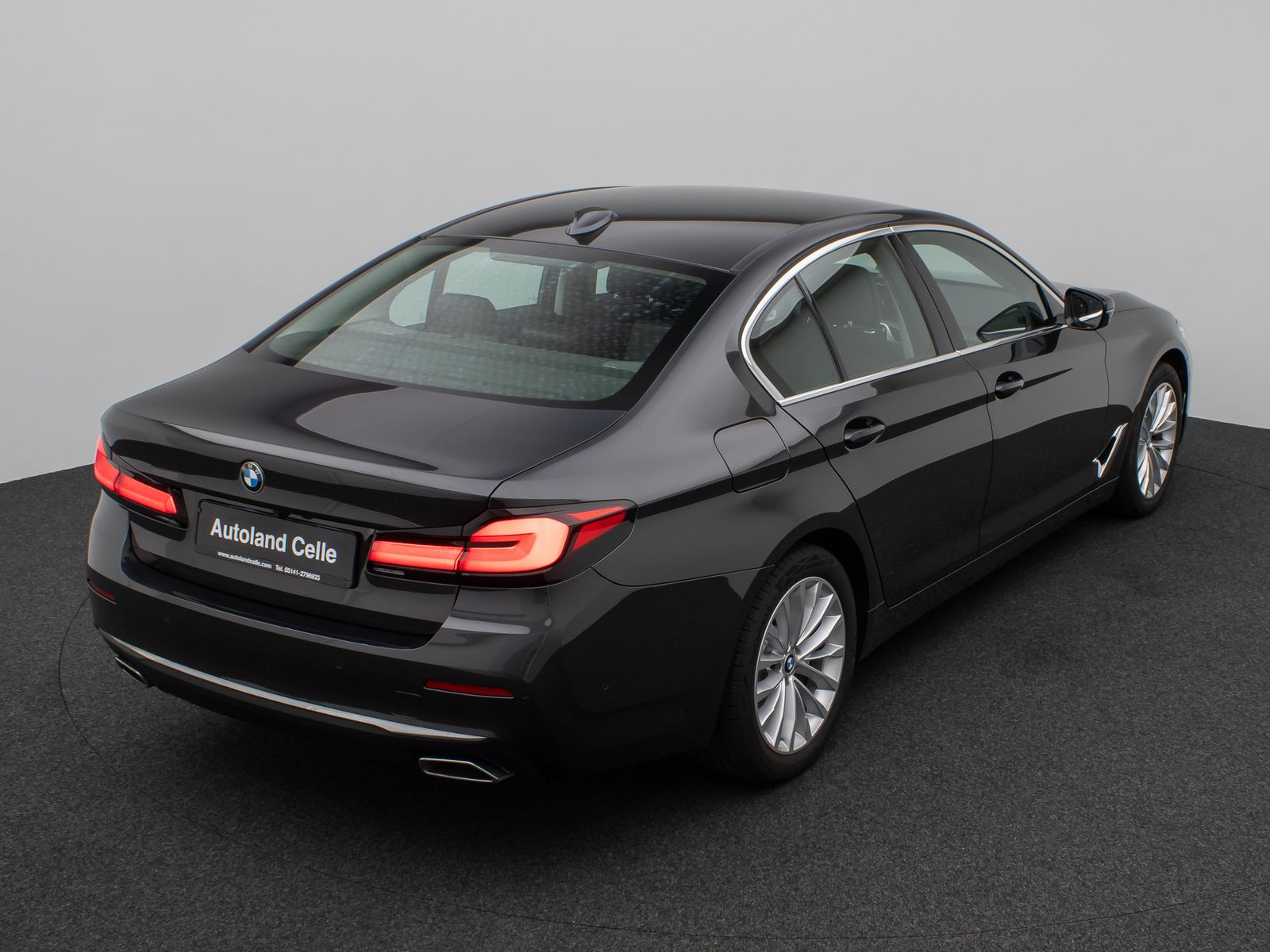 Fahrzeugabbildung BMW 540i xD LuxuryLine Kamera Laser HUD H/K Komfort