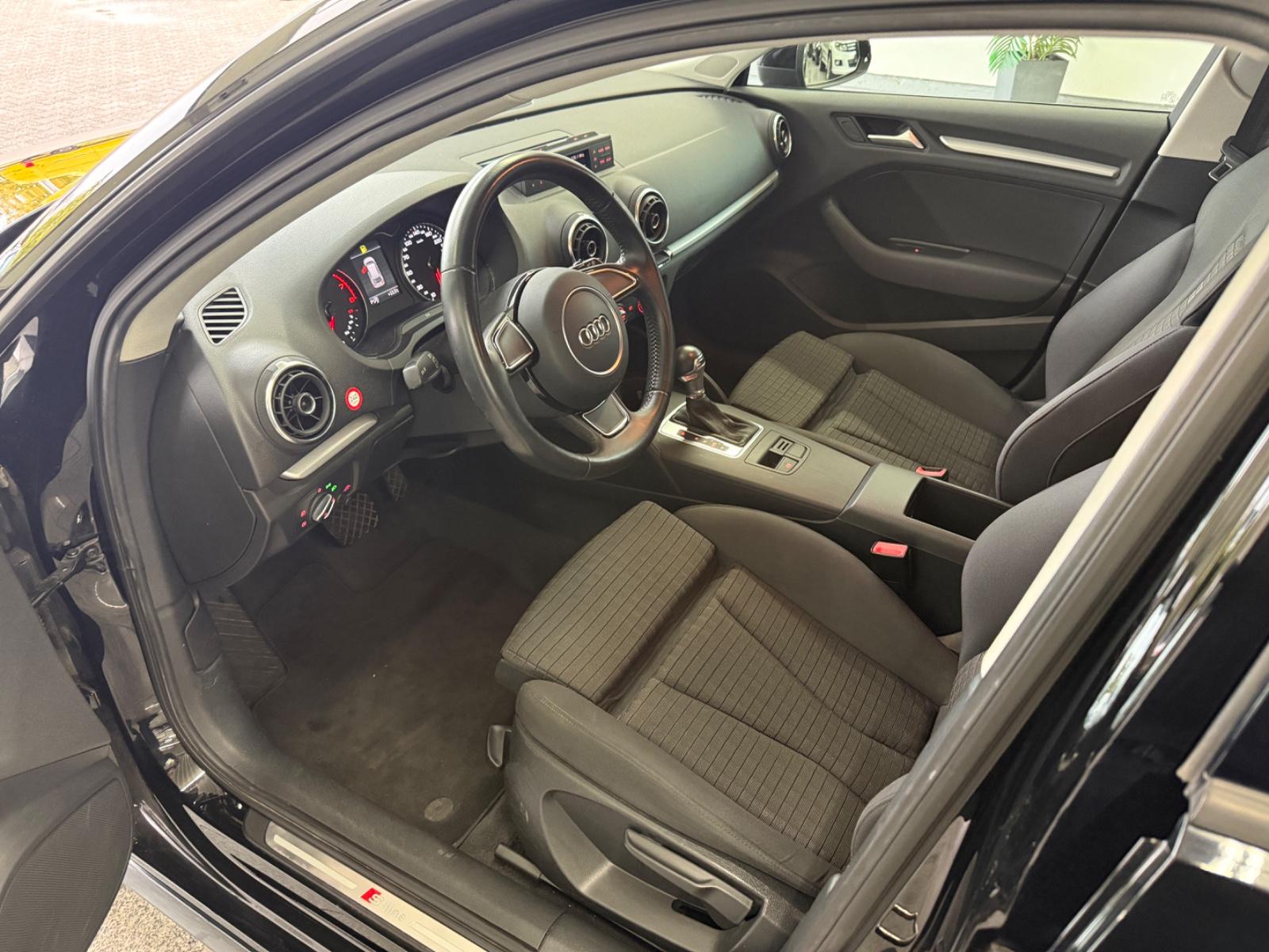 Audi A3 1.4 TFSI*S-LINE*SPORTBACK*AUTOM*BI-XN*PDC