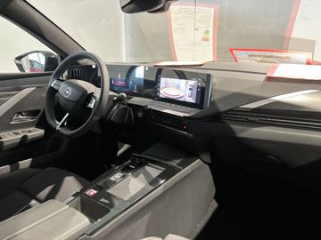 Fotografie 8 des Opel Astra Sports Tourer Electric GS Komfort + Infota