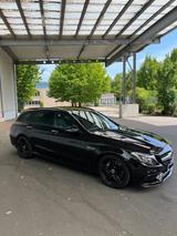Mercedes-Benz C 63 AMG T-Modell Perf.Sitze*Perf AGA*Pano*Burm* - Mercedes-Benz C 63 AMG aus 2016