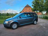 Volkswagen VW Touran 1.6 Benziner, erst 76000km,  Sch... - gebrauchte VW Touran aus dem Jahr 2004