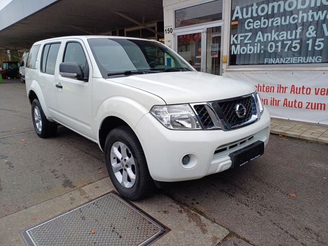 Nissan Pathfinder 2.5 dCi Comfort 7 Sitzplätze