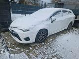 Toyota Avensis 2,0l Diesel bj 2015 - Toyota: Bj