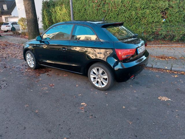 Audi A1, TFSI, 1.2, 1. Hand,  47 tkm