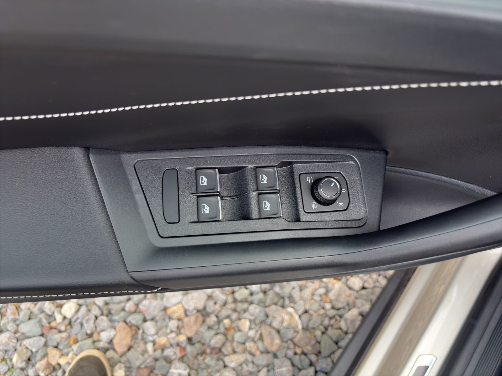 Volkswagen T-Roc - Bild 9