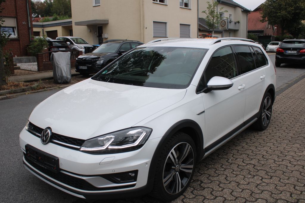 Image of Volkswagen Golf