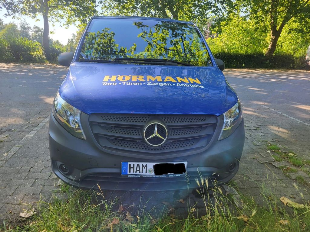 Image of Mercedes-Benz Vito