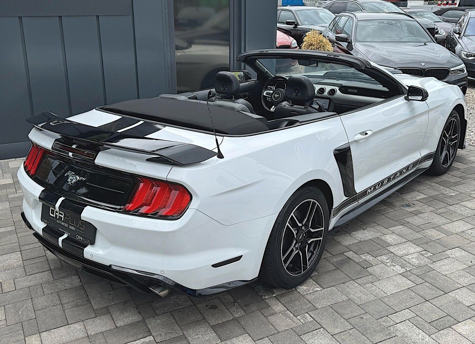 Fahrzeugabbildung Ford Mustang Shelby GT 500 Sport Cabrio Premium LED