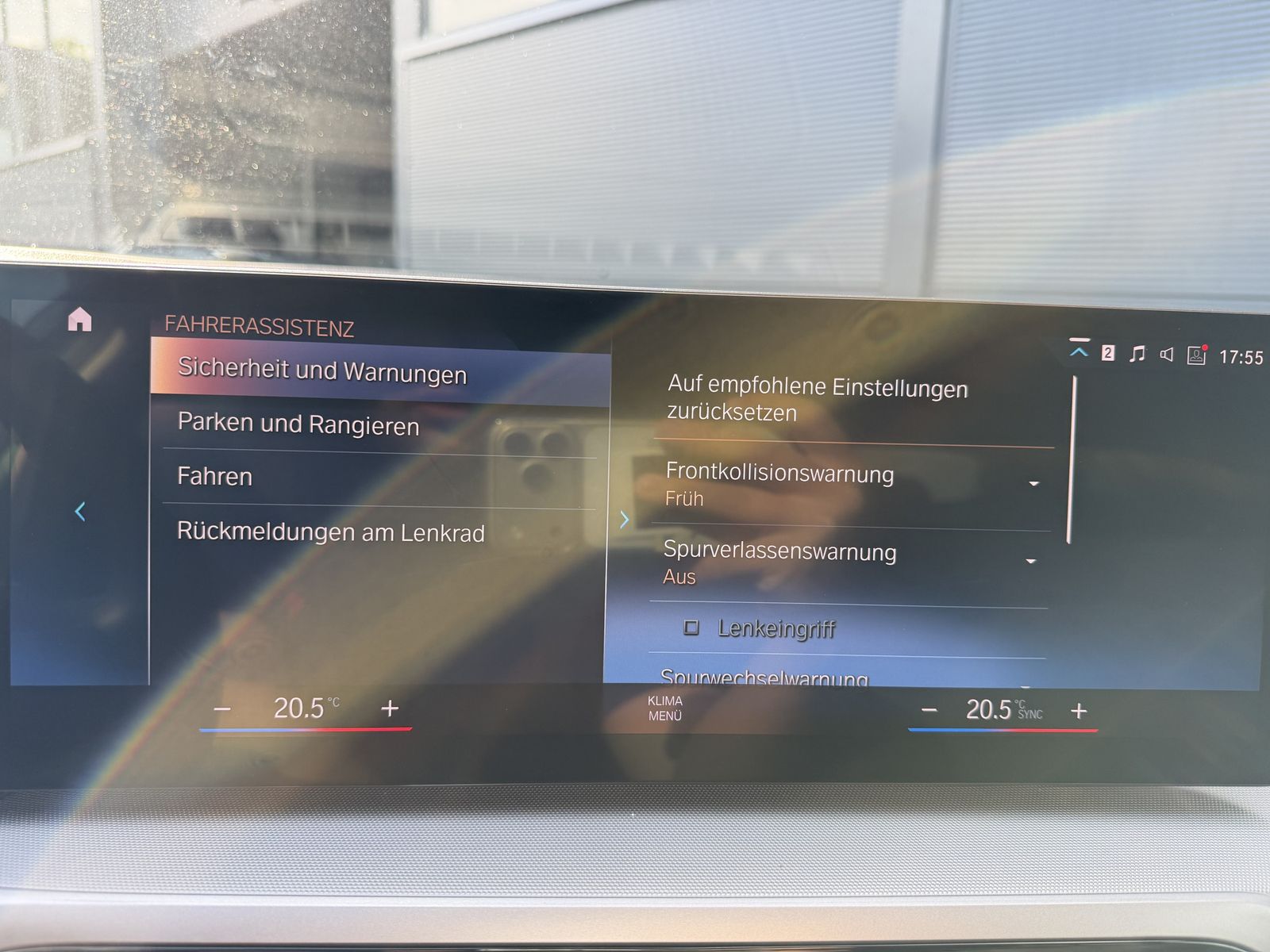 BMW 320 d xDrive Aut.| Driving Assistant | LED foto 18