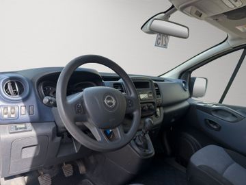 Opel Vivaro - 12