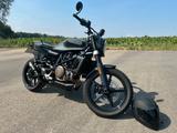 Husqvarna Svartpilen 701 - HUSQVARNA SVARTPILEN 701
