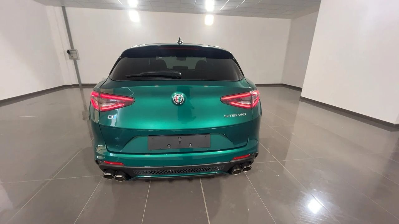 Other Alfa Romeo Stelvio 2.9 Bi-Turbo V6 520 CV AT8 Q4 imagem 3