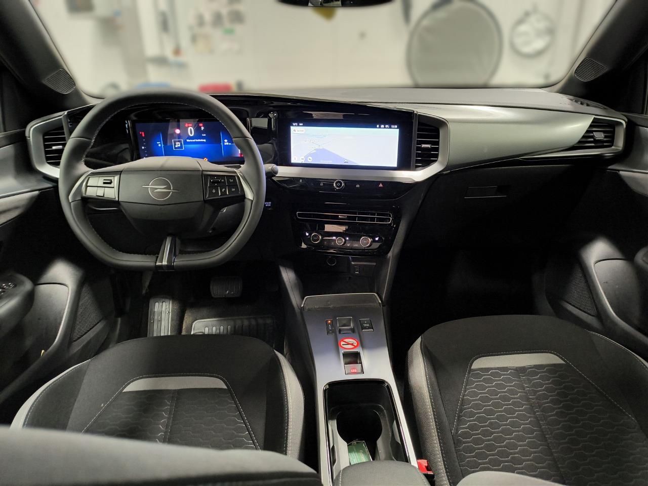 Fahrzeugabbildung Opel Mokka Edition 1.2 Turbo AT+Navi+Sitzhzg+Keyless