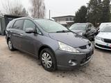 Mitsubishi Grandis 2.0 - Mitsubishi Grandis 7-Sitzer