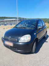 Toyota Yaris 1,0 l Tüv Mai 2027 - gebrauchte Toyota Yaris aus dem Jahr 2000