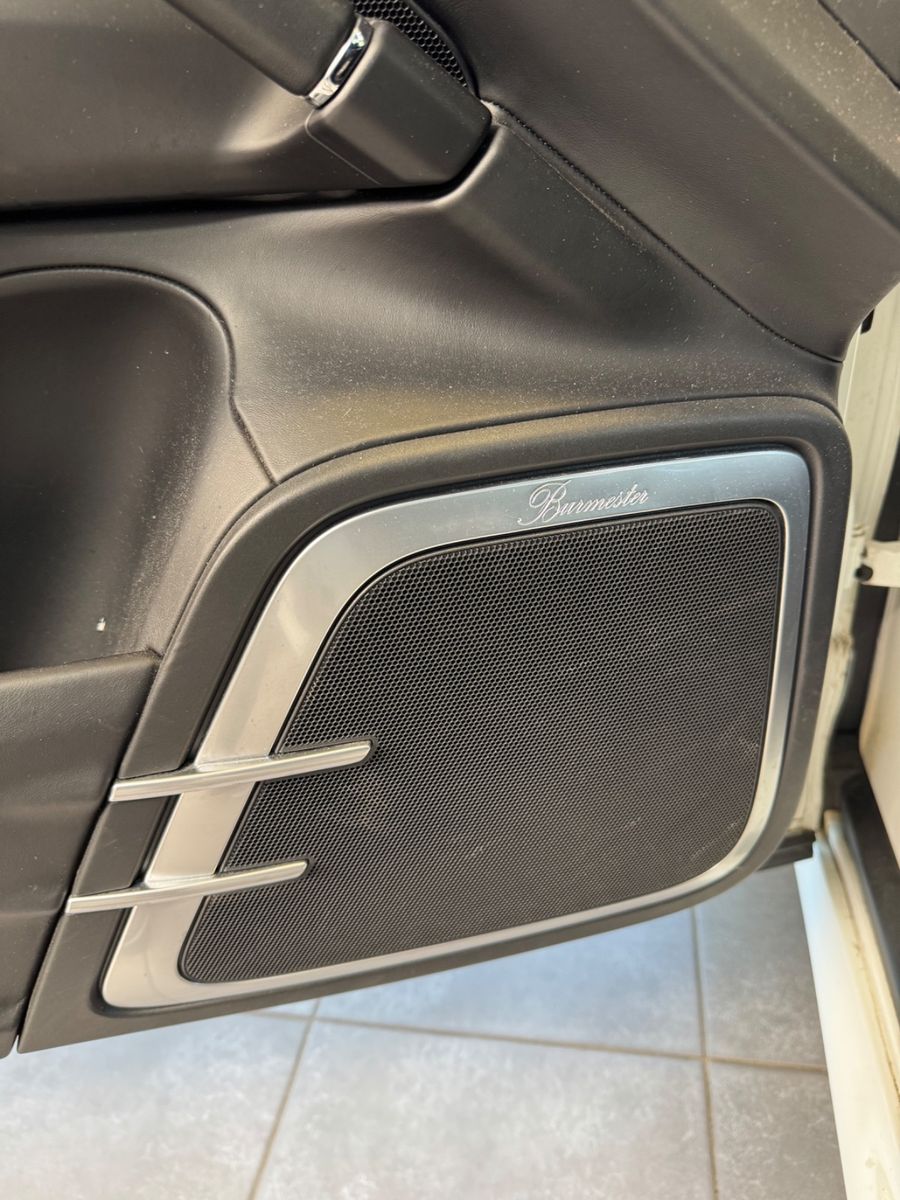 Fahrzeugabbildung Porsche Cayenne Turbo/PCCB/Panodach/Burmester/Voll!