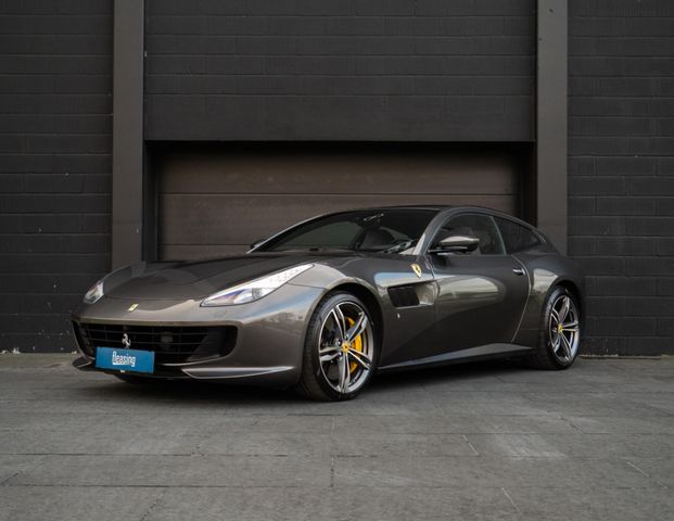 Ferrari GTC4Lusso 6.3 V12 DCT *SCUDERIA*360