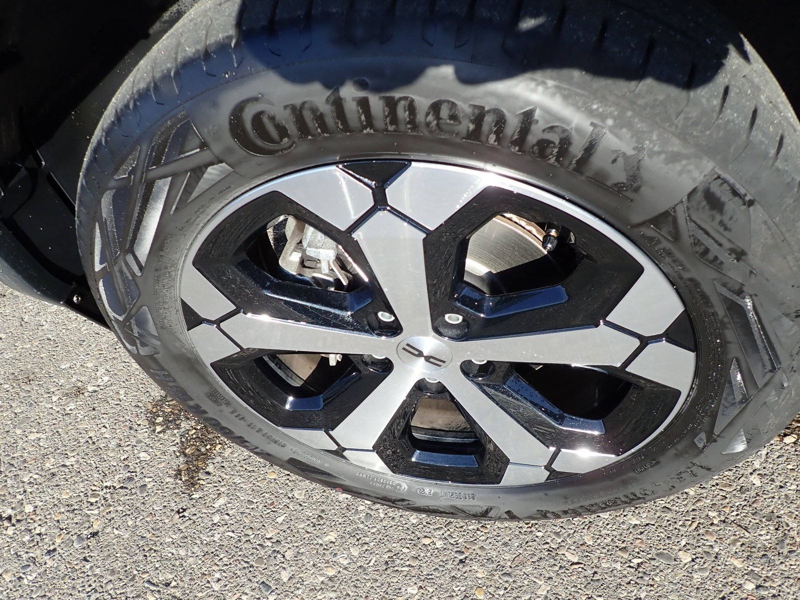 Fahrzeugabbildung Dacia Duster Hybrid 140 Journey