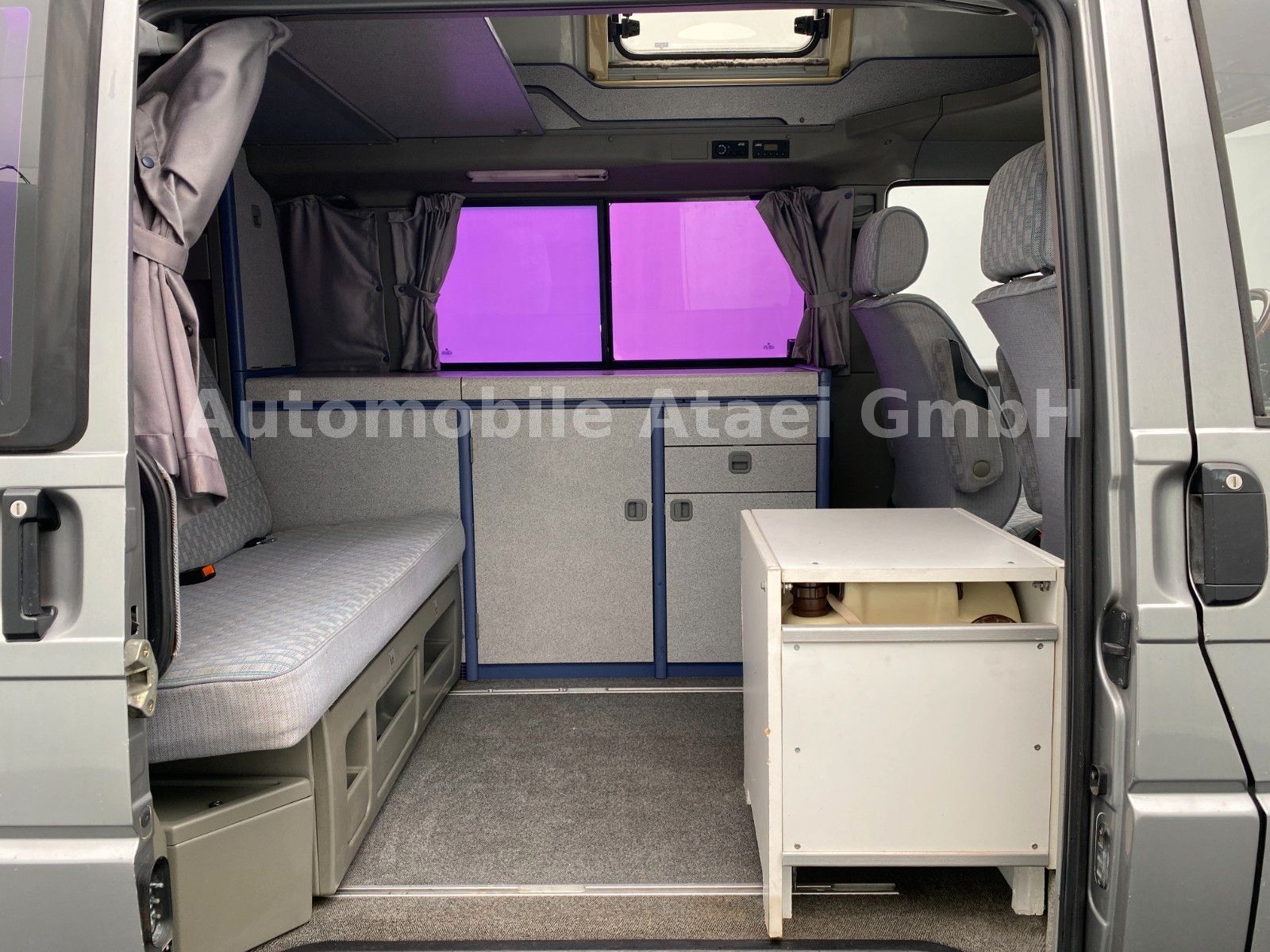 Fahrzeugabbildung Volkswagen T4 *California* Benzin Automatik KÜCHE (1687)