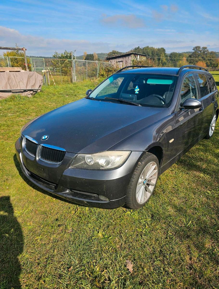 BMW 320