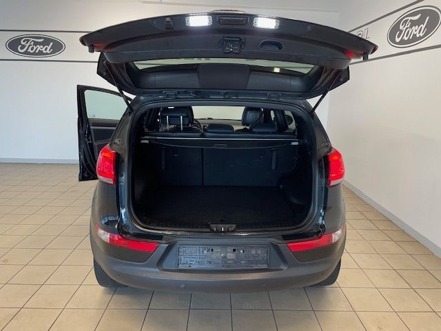 Fahrzeugabbildung Kia Sportage Platinum Edition 4WD 2.0 CRDi Händlerpr