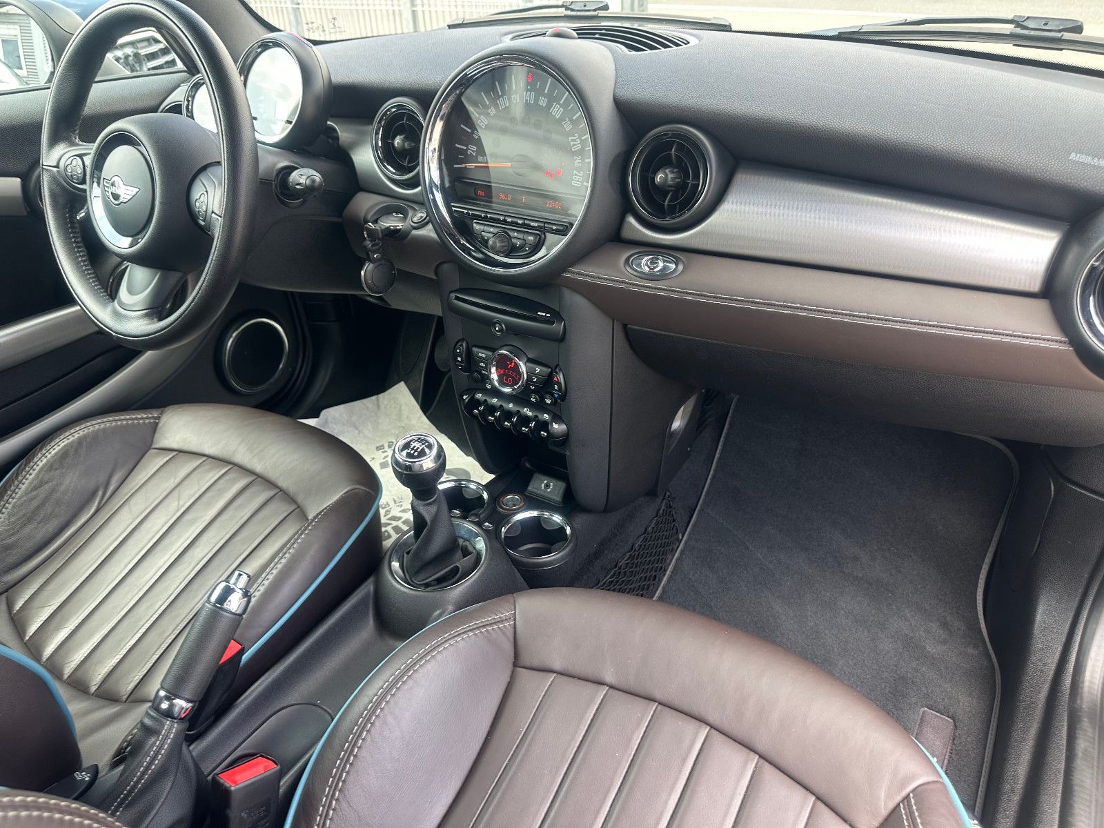 Fahrzeugabbildung MINI ONE CABRIO HIGHGATE*SONDERMODELL*