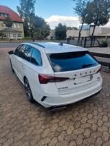 Skoda Octavia 2.0 TSI DSG RS PLUS COMBI RS PLUS - Skoda Octavia von privat