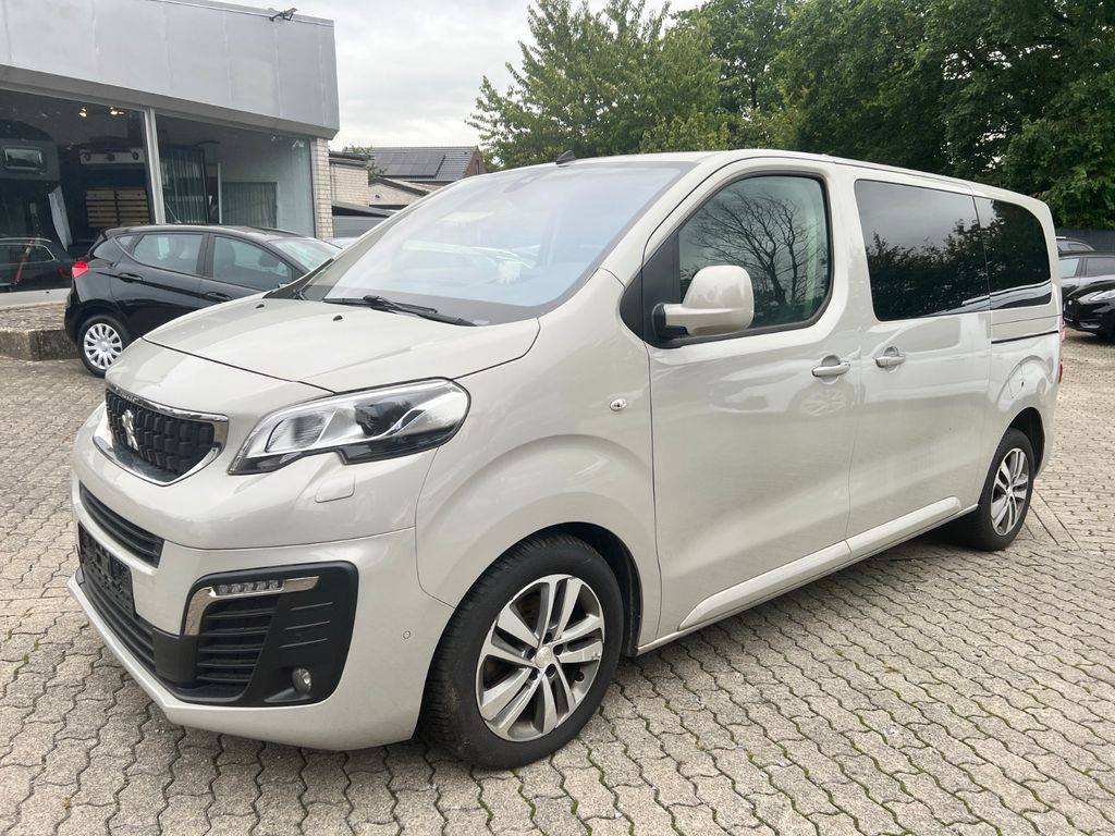 Image of Peugeot Traveller