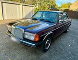 Mercedes-Benz Mercedes Benz W123 240D 3.0 5 Zylinder - Mercedes-Benz 240 mit Diesel-Antrieb