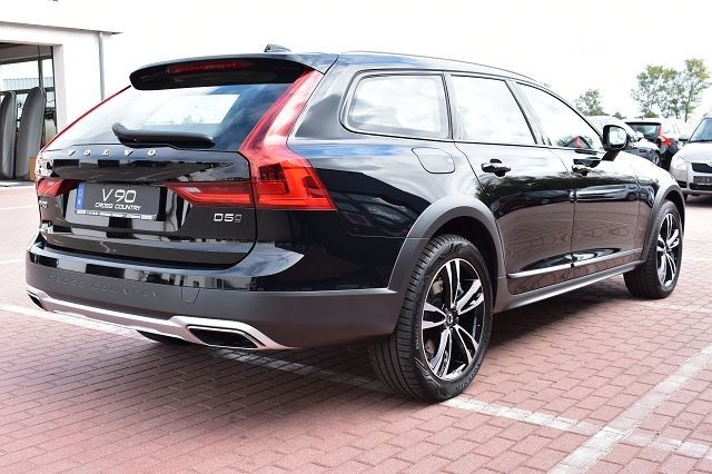 Fahrzeugabbildung Volvo V90 Cross Country D5 AWD Pro*STDHZG*PANO*RFK*