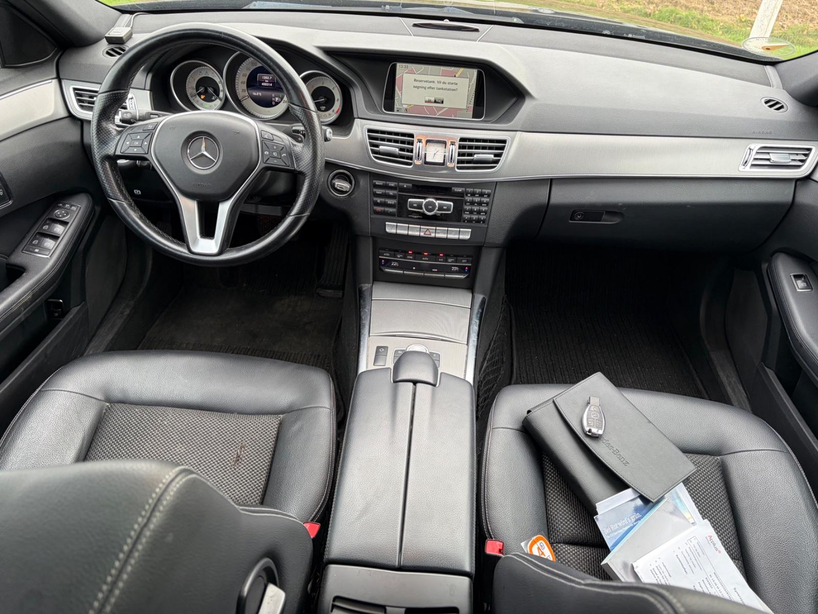 Mercedes-Benz E300 2013 — photo 15