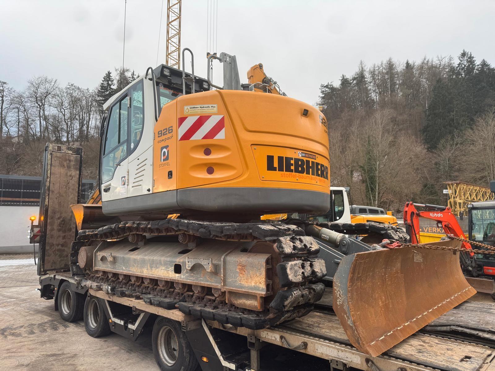 Liebherr R 926 Compact *Schild / Verstellausleger / Liku*