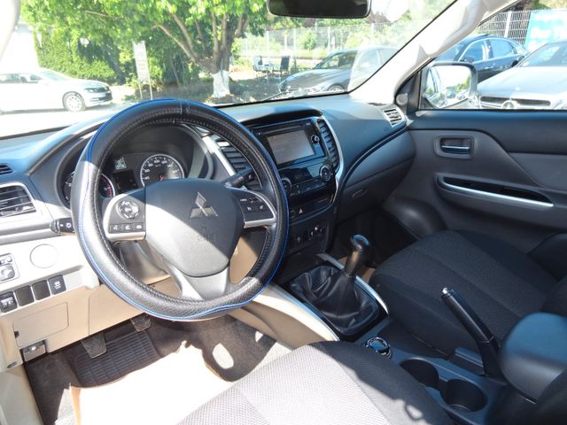 Fahrzeugabbildung Mitsubishi L 200 Plus Club Cab 4x4/AHK-3.500kg/1.Hd/Hardtop