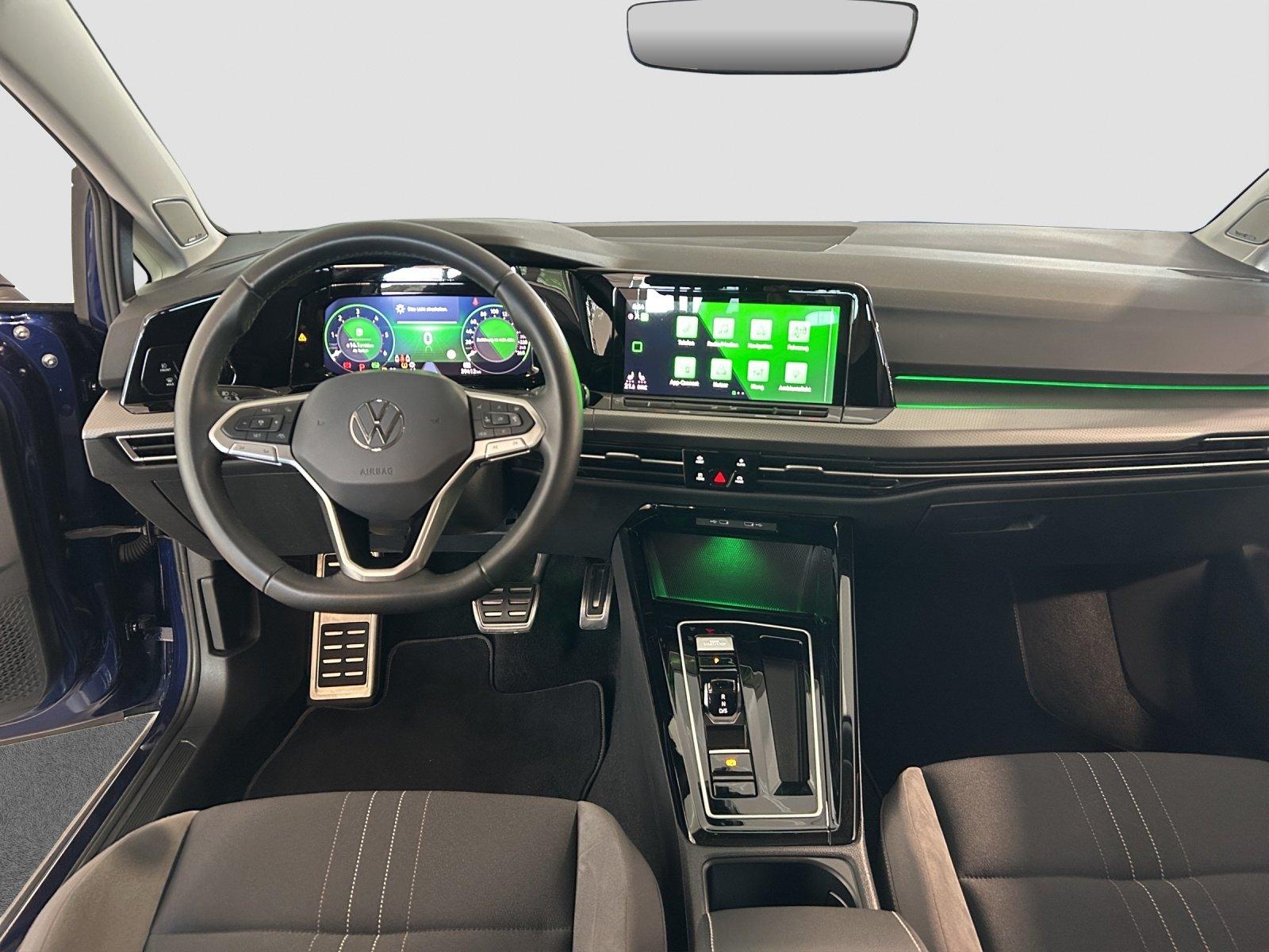 Volkswagen Golf 8 Var. 2.0 TDI DSG 4Mo. Alltrack PANO AHK K, миниатюра 17