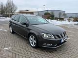 Volkswagen Vw Passat 2.0 TDI 140ps AHK Festpreis - Volkswagen Passat: TDI 140 Ps