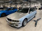 BMW E39 530d - BMW 530 aus 2001: 530d