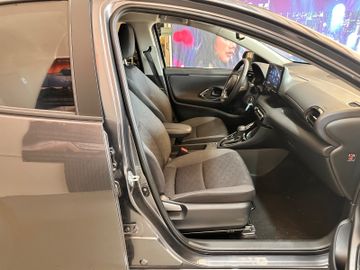 Toyota Yaris - 8