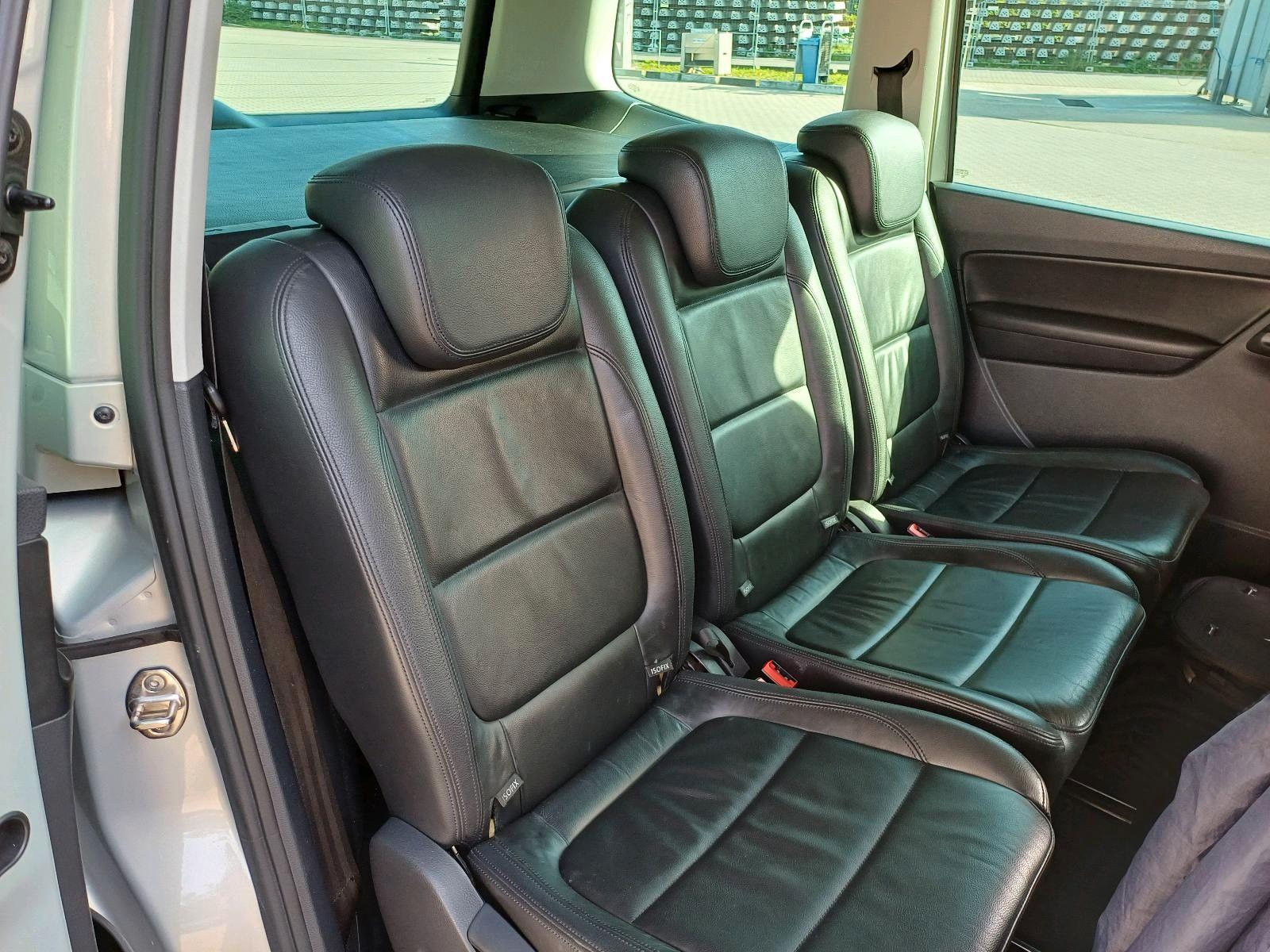 Volkswagen Sharan 2011 — interior