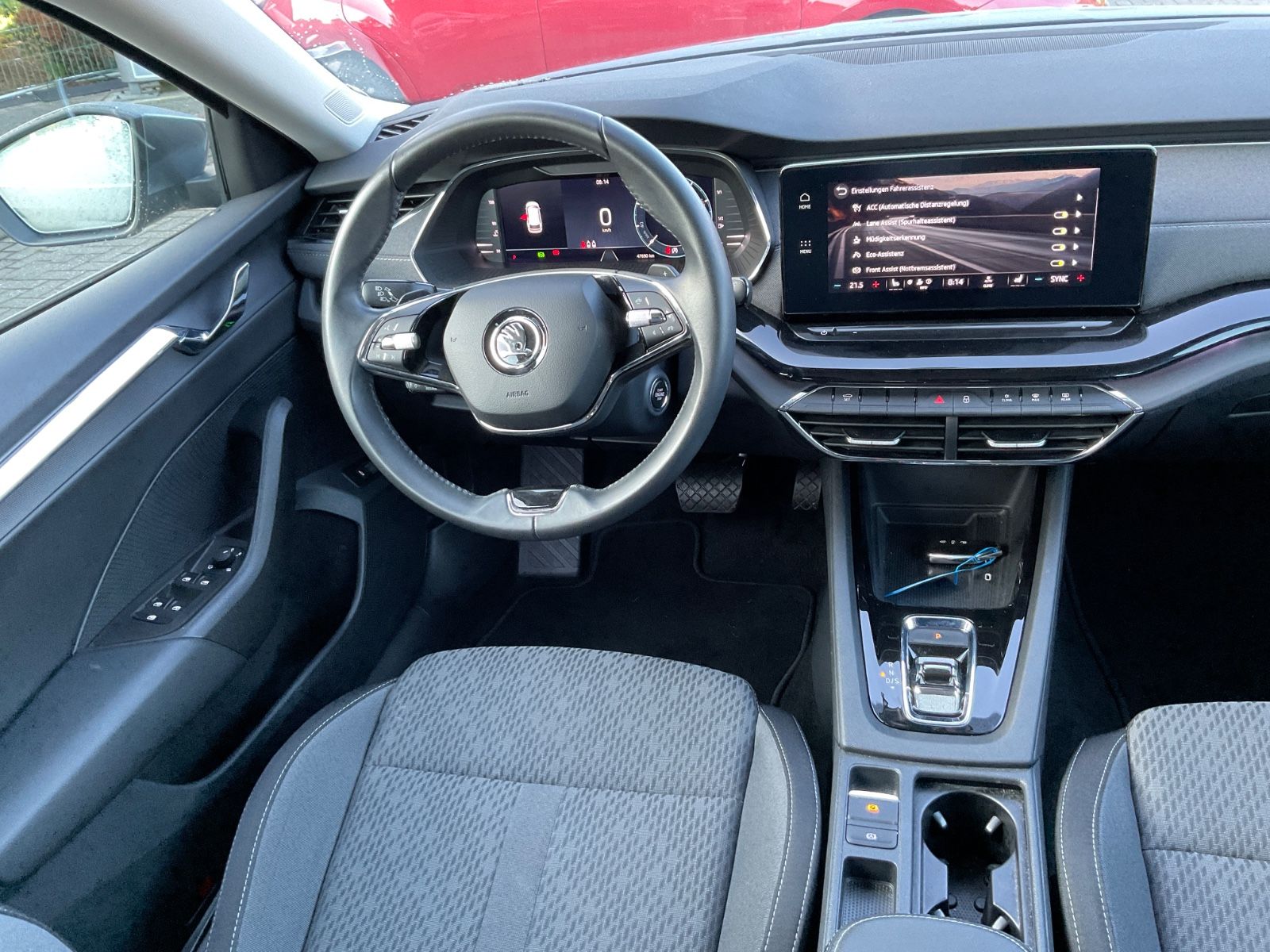 Fahrzeugabbildung SKODA Octavia Kombi 1.5 TSI e-TEC DSG,Kamera,Navi,LED
