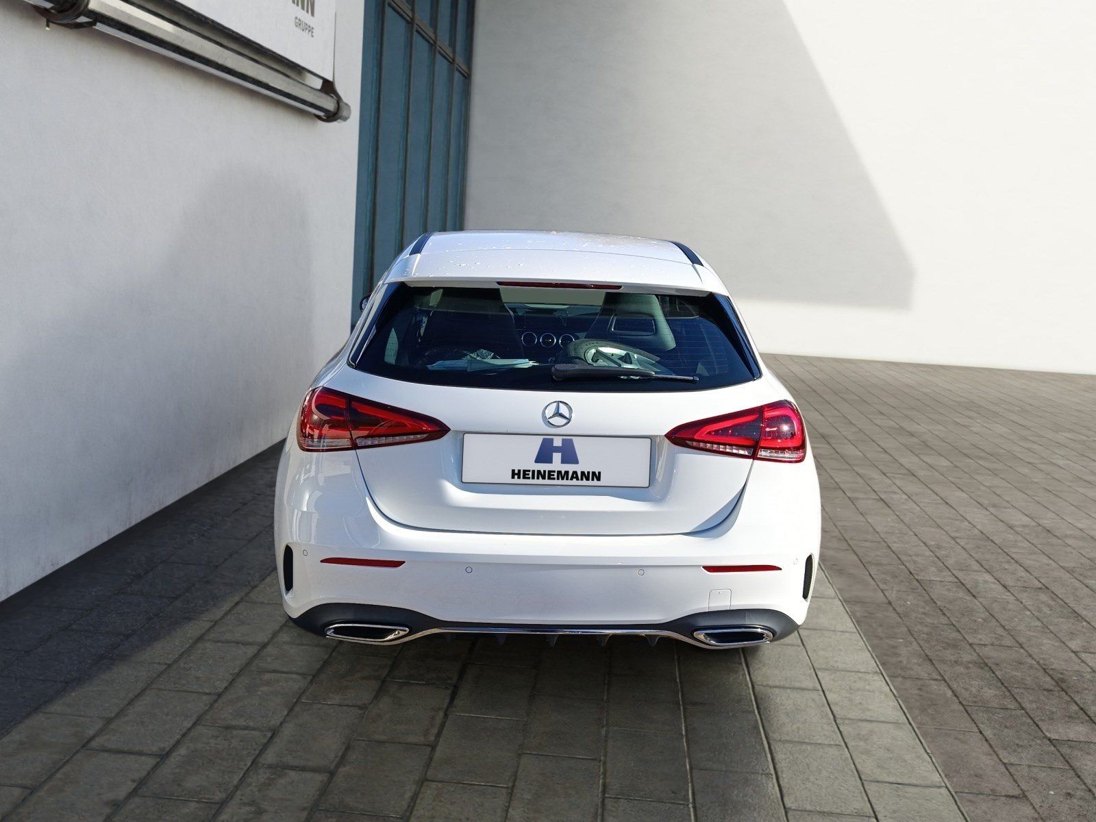 Mercedes-Benz A 200 d 4Matic AMG Allrad NAVI LED SH 18 Zoll T foto 4