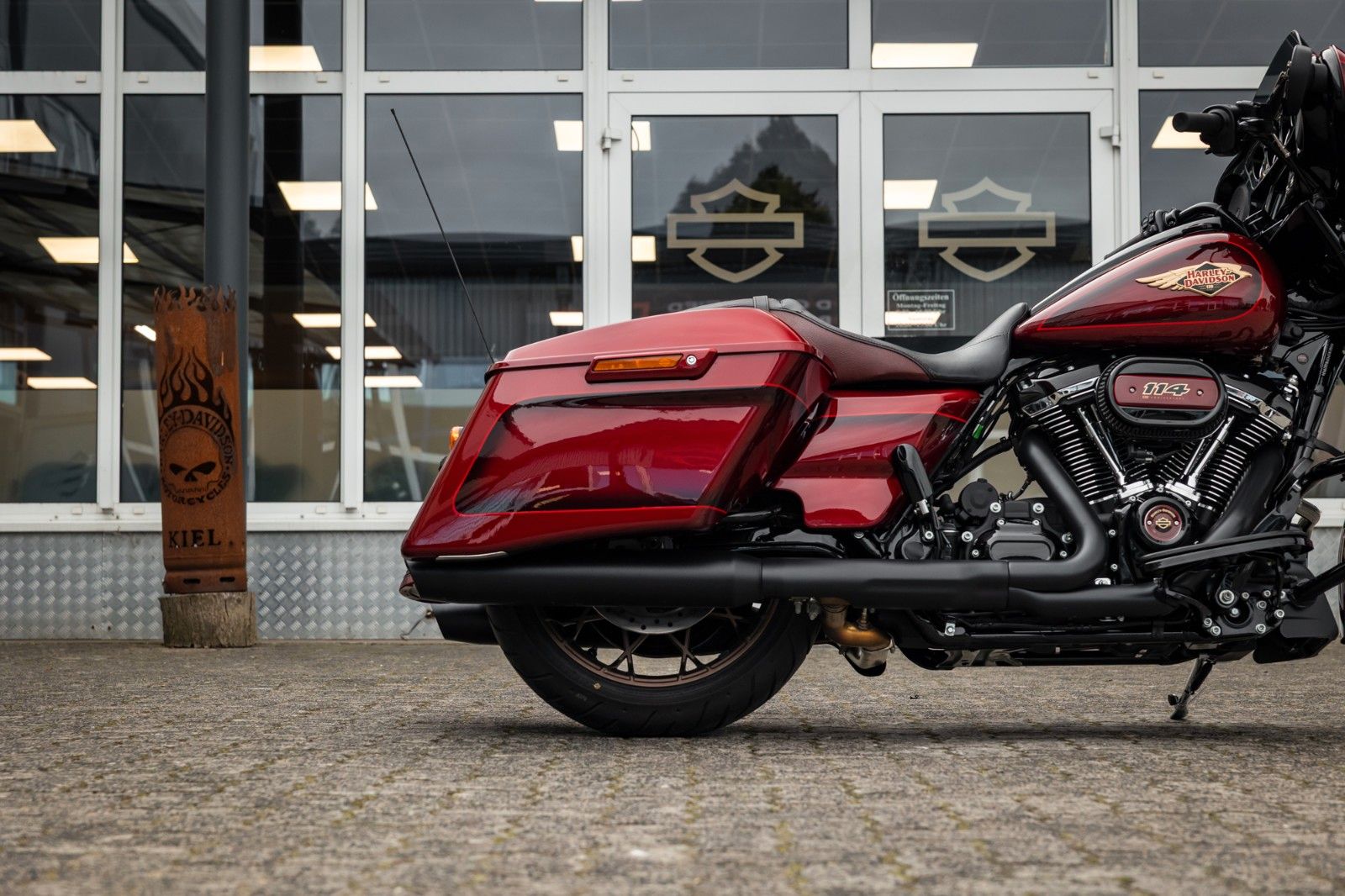 Fahrzeugabbildung Harley-Davidson FLHXS Street Glide 114 cui - 120th ANNIVERSARY