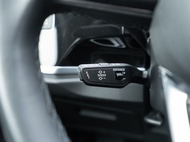 Q3 45 TFSI e RFK+NAVI+STANDKLIMA