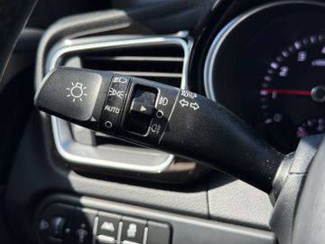 Kia Ceed 1.5 T DCT Vision Navi Sitzheizung Kamera