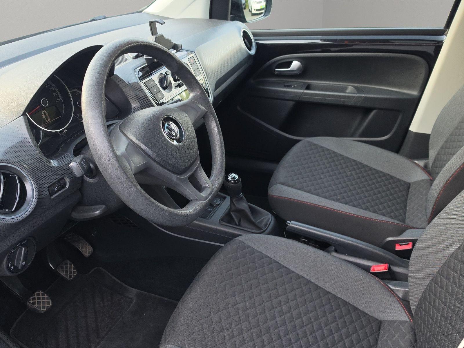 Fahrzeugabbildung Volkswagen up! join up! Start-Stopp Panorama-Dach
