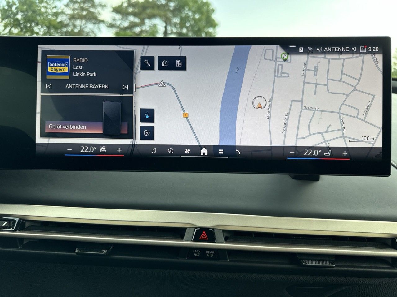 Fahrzeugabbildung BMW iX xDrive 40 xDrive