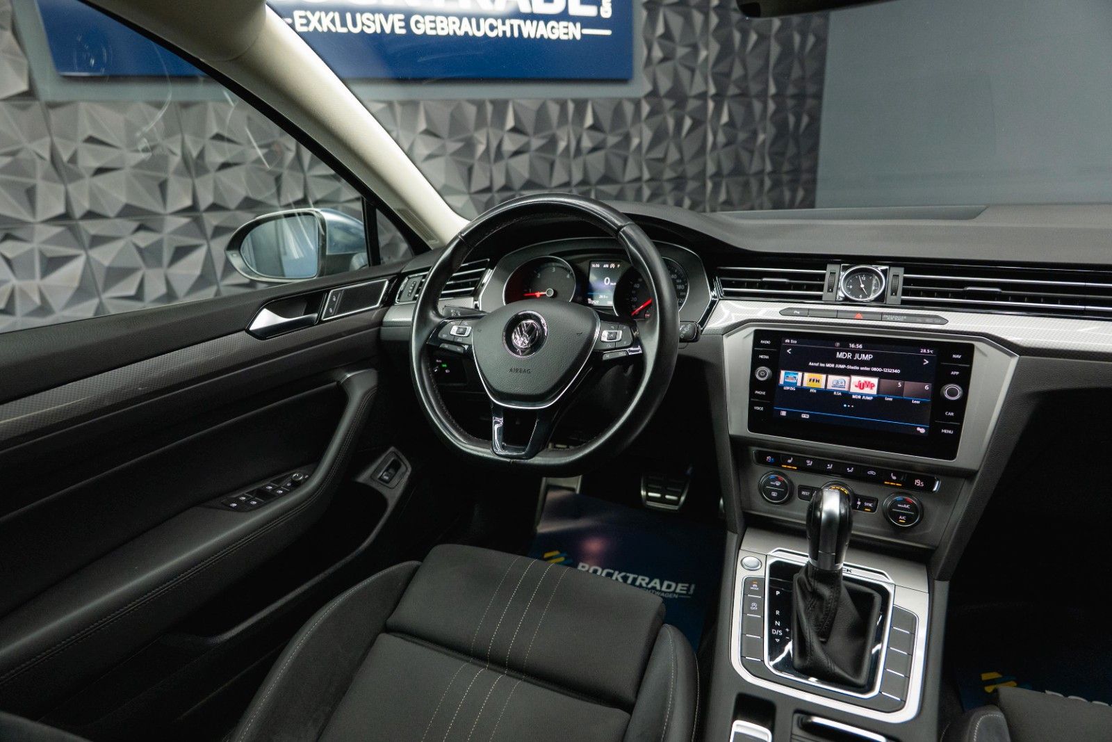 Fahrzeugabbildung Volkswagen Passat Alltrack 4Motion | Massage | LED | ACC