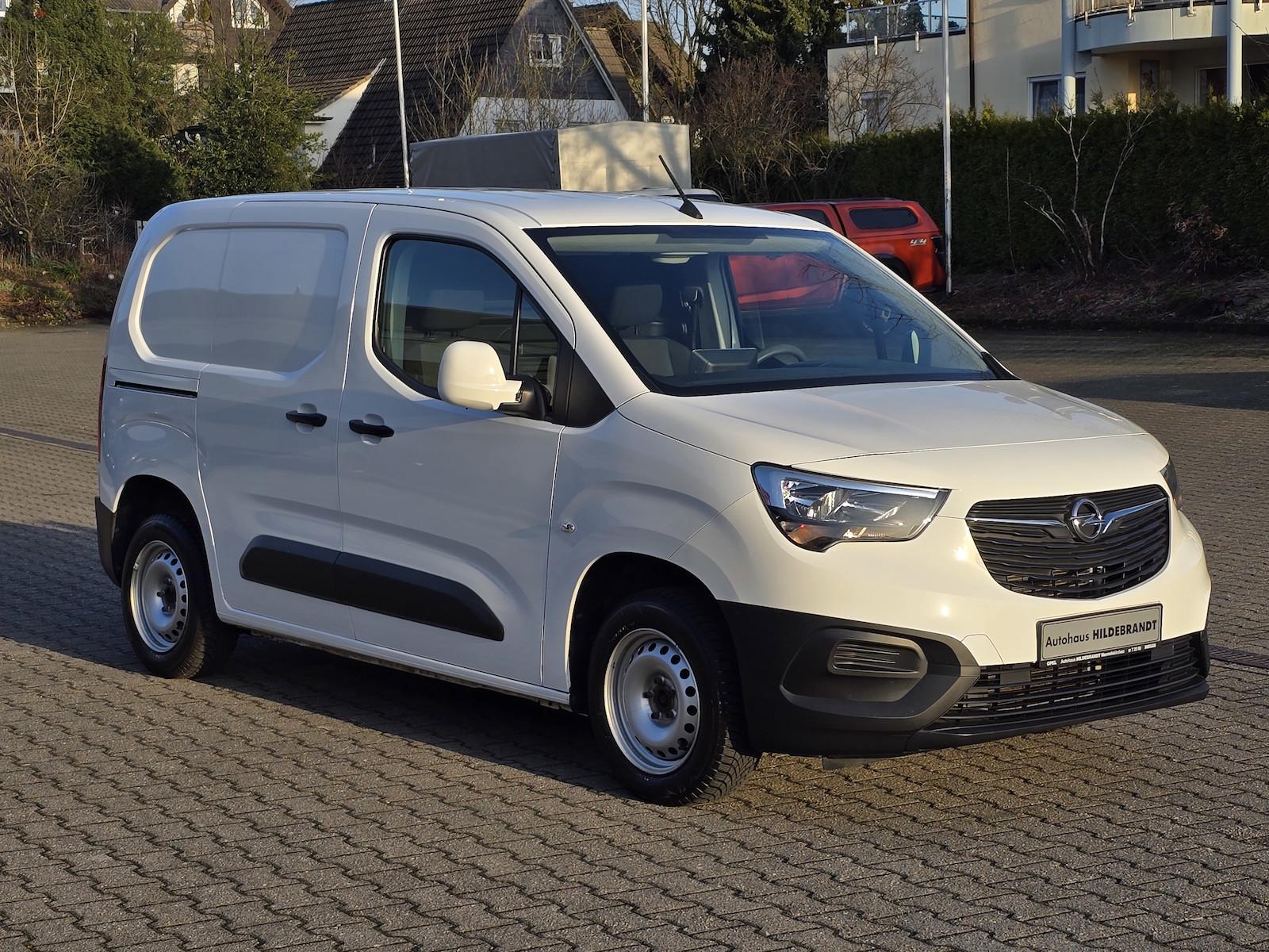 Opel Combo Cargo Edition Allwetterreifen|Klima|PDC