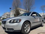 Volvo S40 Lim. 2.4i Kinetic - Volvo S40: Limousine