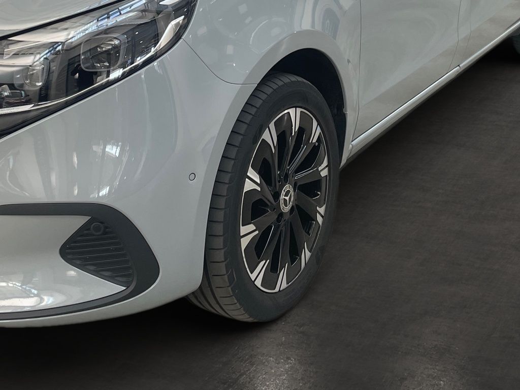 Fahrzeugabbildung Mercedes-Benz V 300 d STYLE lang 7 Sitze 2,5t AHK Sound 360°